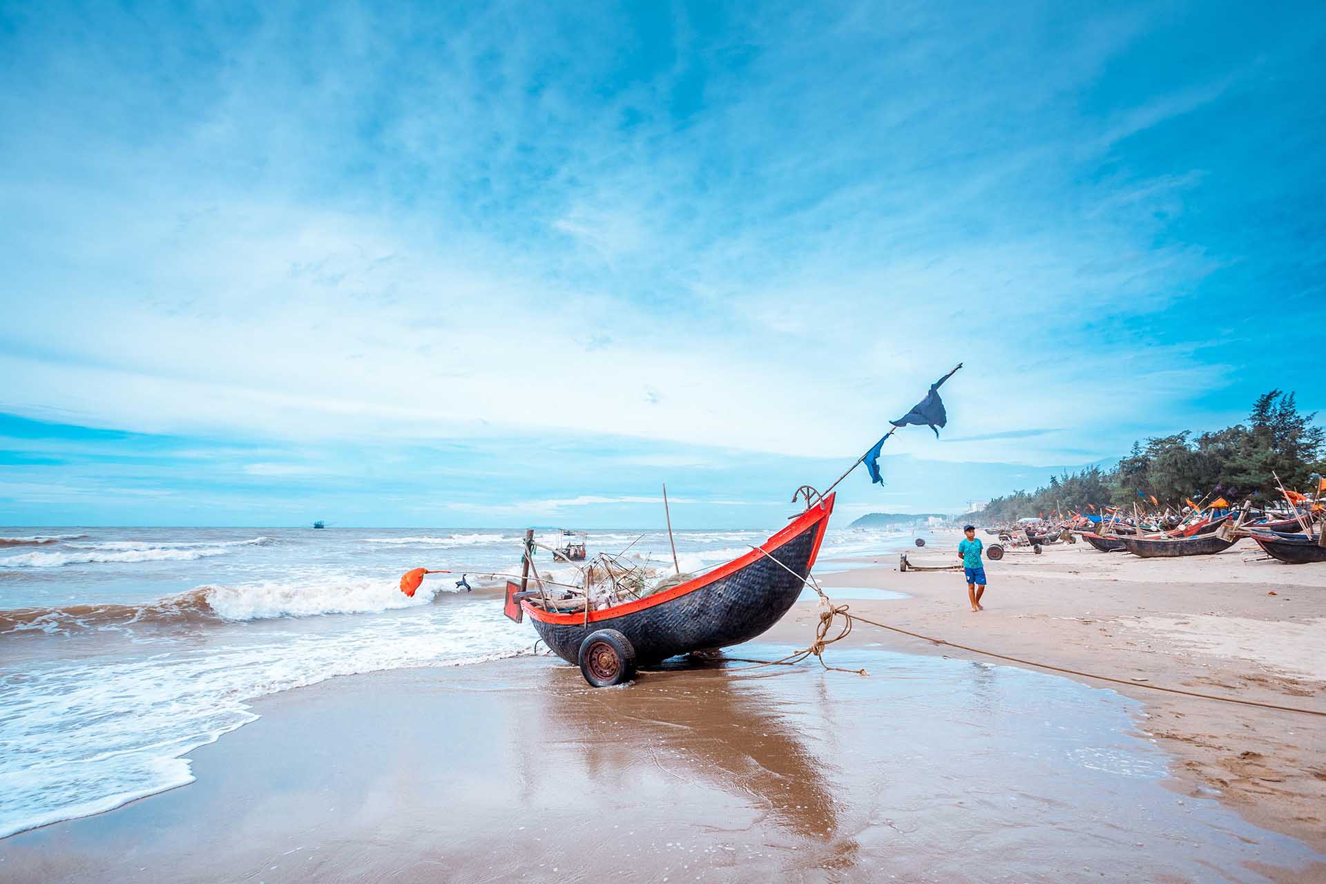 Best Time To Visit Thanh Hoa vietnam - sam son beach vietnam